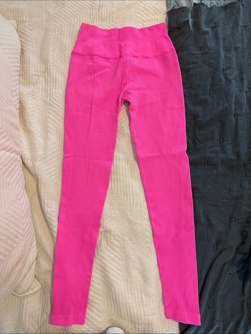 Spiritual Gangster Ribbed High-Waist Leggings - Hot Pink